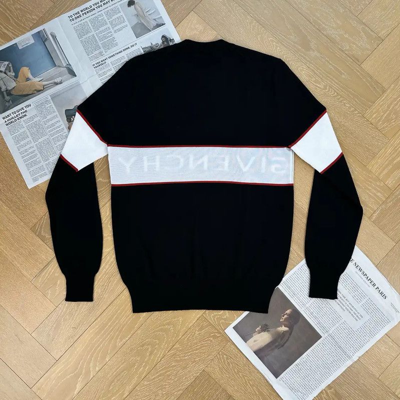 Givenchy Givenchy Black Sweatshirt for Women 0089 Size S / US 4 / IT 40 - 2 Thumbnail