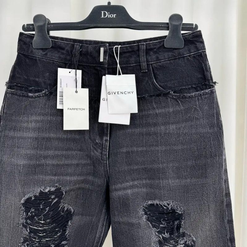 Givenchy Givenchy Women's Summer Grey Cotton Logo Shorts 0089 Size 26" / US 2 / IT 38 - 3 Thumbnail