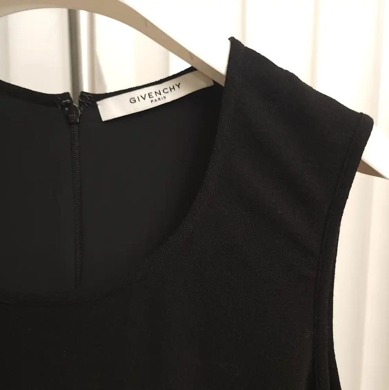 Givenchy Givenchy Black Wool Short Sleeve Dress 0089 Size XS / US 0-2 / IT 36-38 - 4 Thumbnail