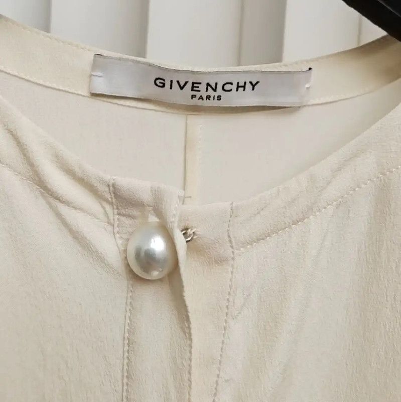Givenchy Givenchy Summer Cream Silk Short Sleeve Top 0089 Size XS / US 0-2 / IT 36-38 - 4 Thumbnail