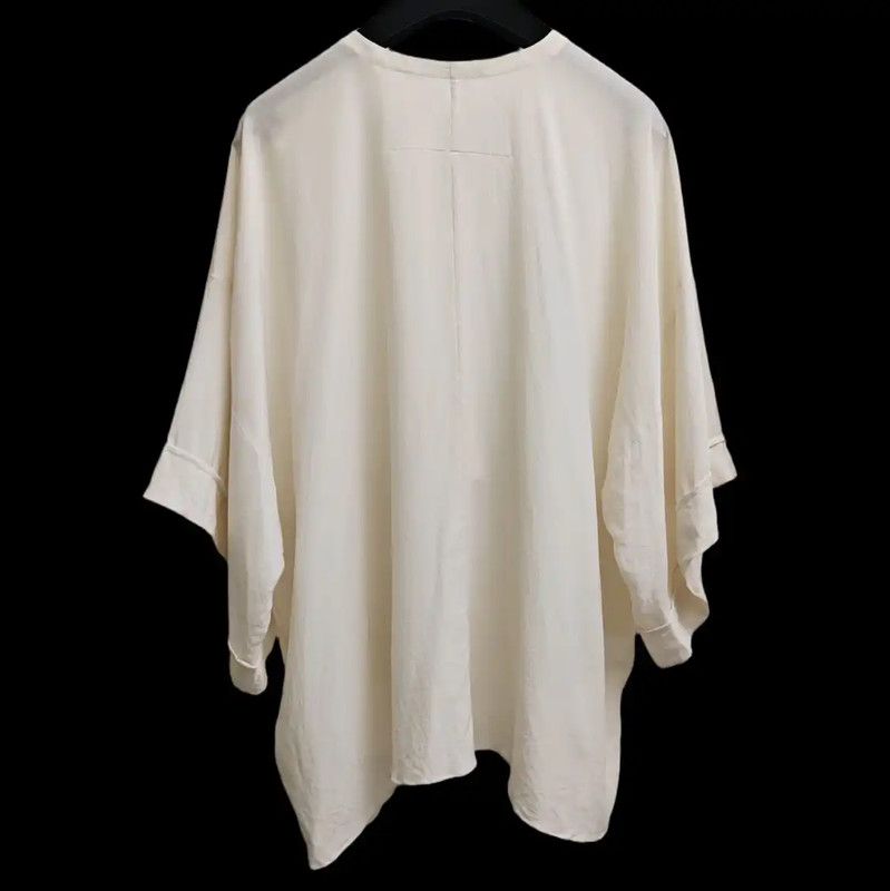Givenchy Givenchy Summer Cream Silk Short Sleeve Top 0089 Size XS / US 0-2 / IT 36-38 - 2 Thumbnail