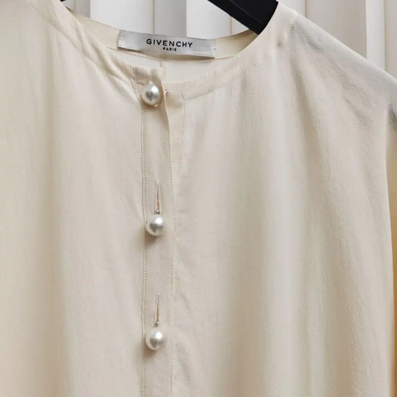 Givenchy Givenchy Summer Cream Silk Short Sleeve Top 0089 Size XS / US 0-2 / IT 36-38 - 5 Thumbnail