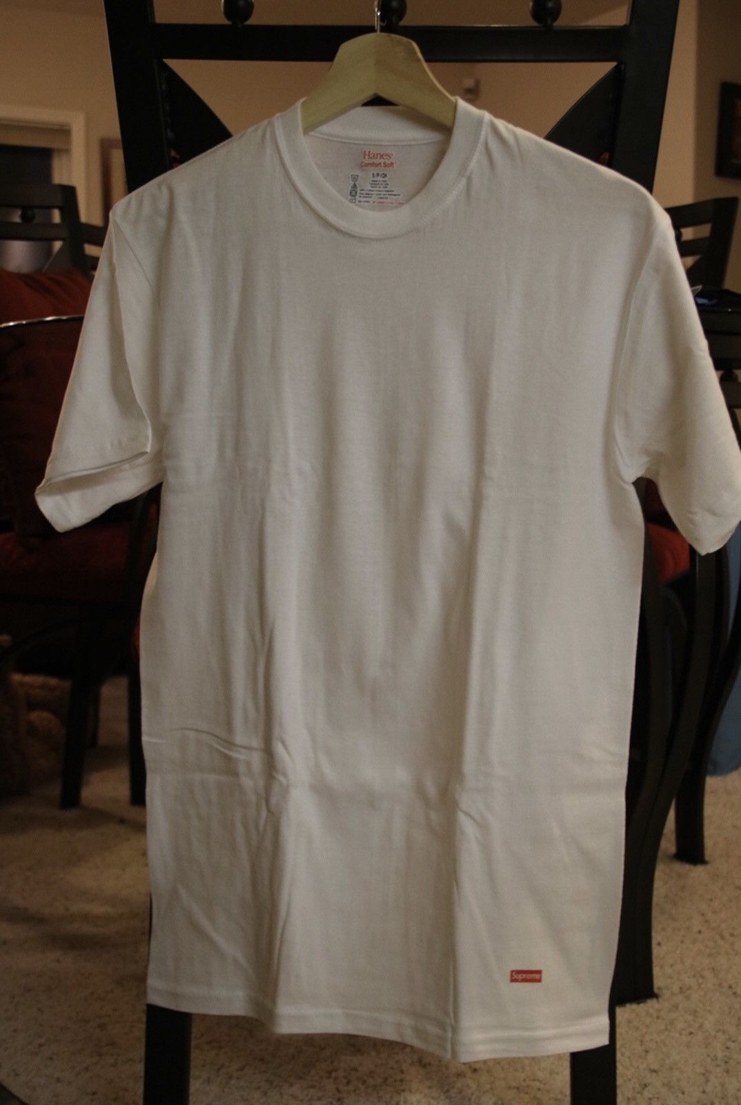 supreme hanes tagless t shirt white