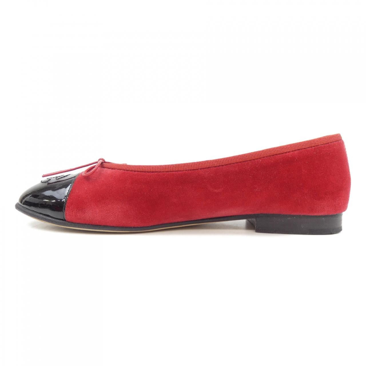 Chanel Chanel Chanel Velvet Patented Calfskin Flat Shoes Others Shoes G02819Y50833 DUTY FREE for USA Size ONE SIZE - 2 Thumbnail