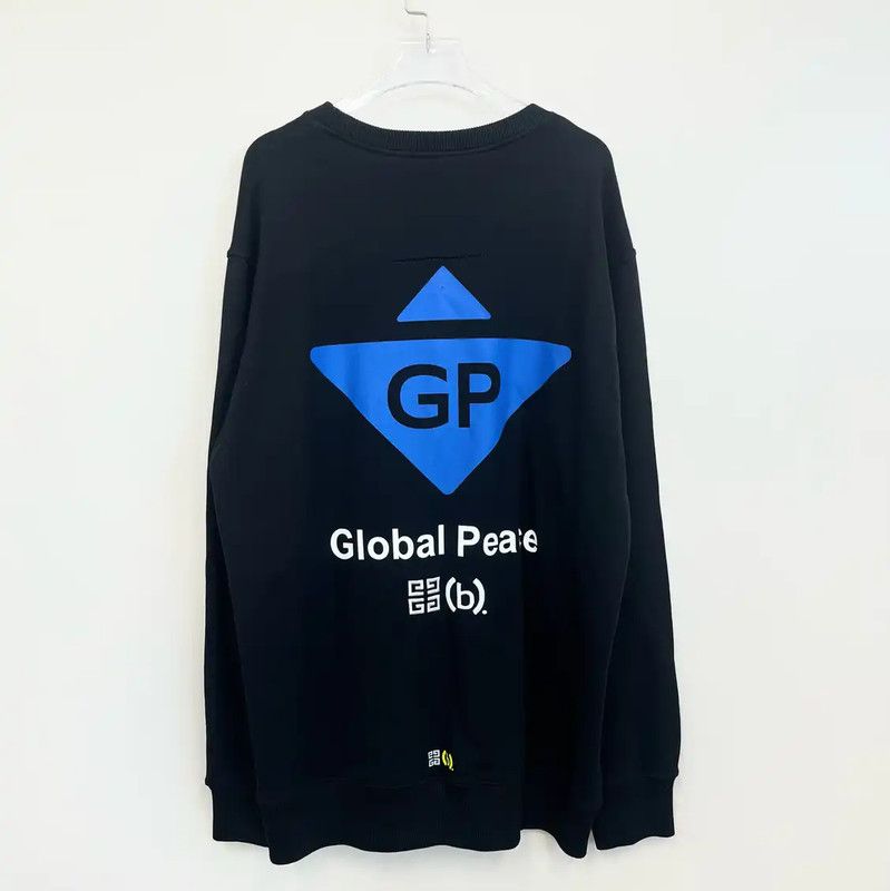 Givenchy Givenchy Black Women's Sweatshirt with Logo Design 0089 Size S / US 4 / IT 40 - 2 Thumbnail