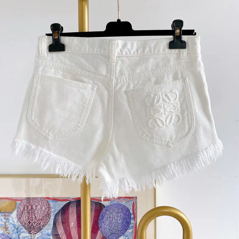 Loewe Loewe White Cotton Women's Shorts 0089 Size 25" / US 0 / IT 36 - 2 Thumbnail