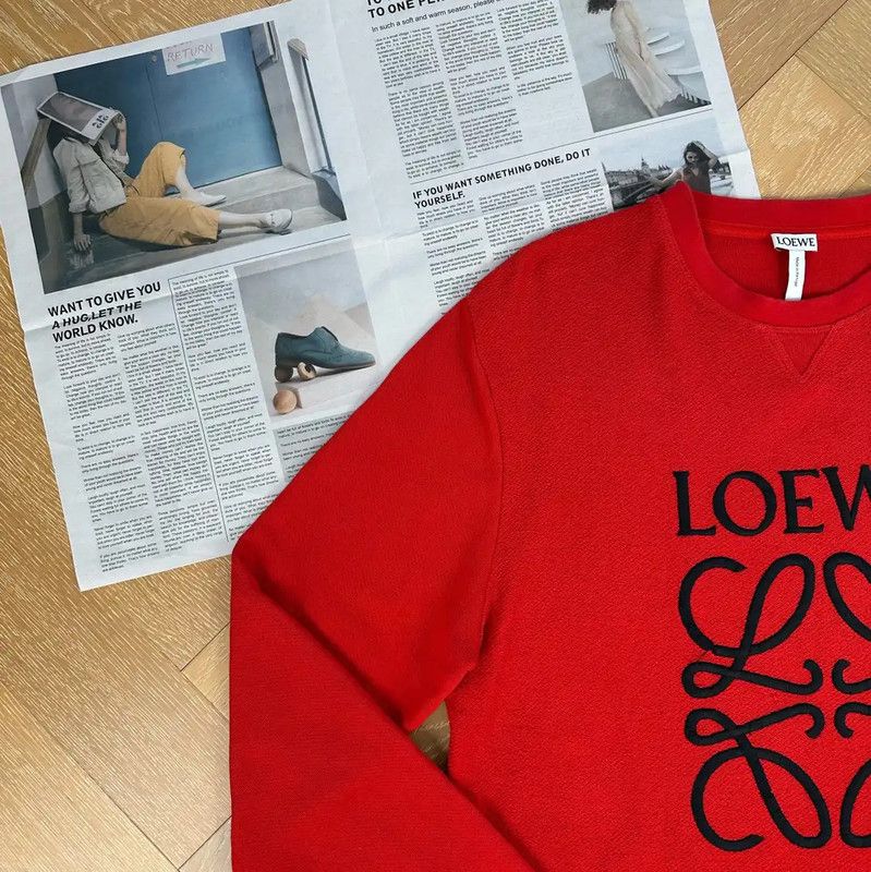 Loewe LOEWE Red Women's Sweatshirt with Logo Design 0089 Size M / US 6-8 / IT 42-44 - 6 Thumbnail