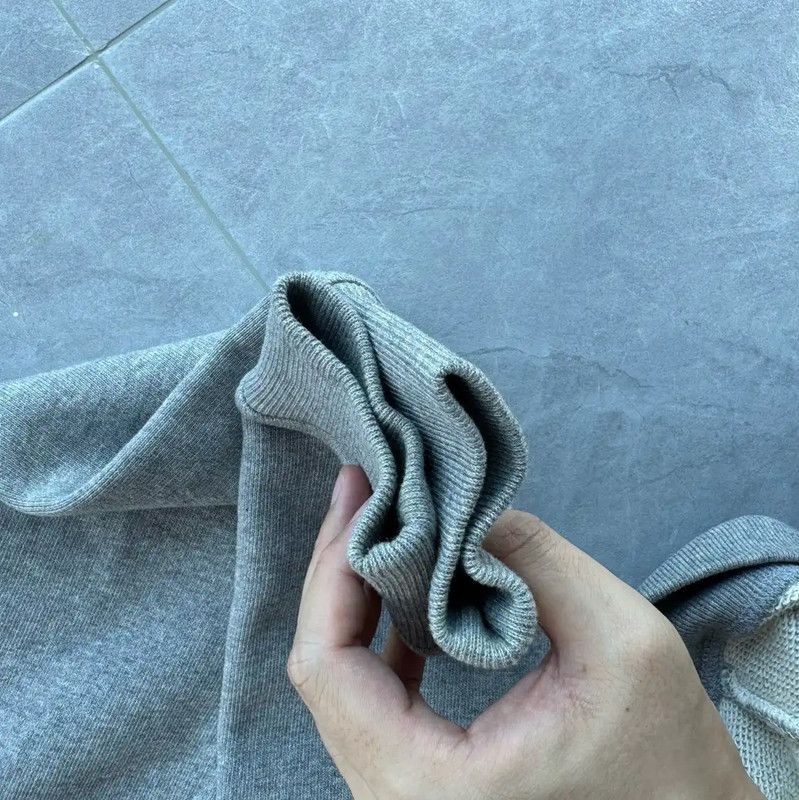 Loewe Loewe Gray Women's Sweatshirt 0089 Size S / US 4 / IT 40 - 6 Thumbnail