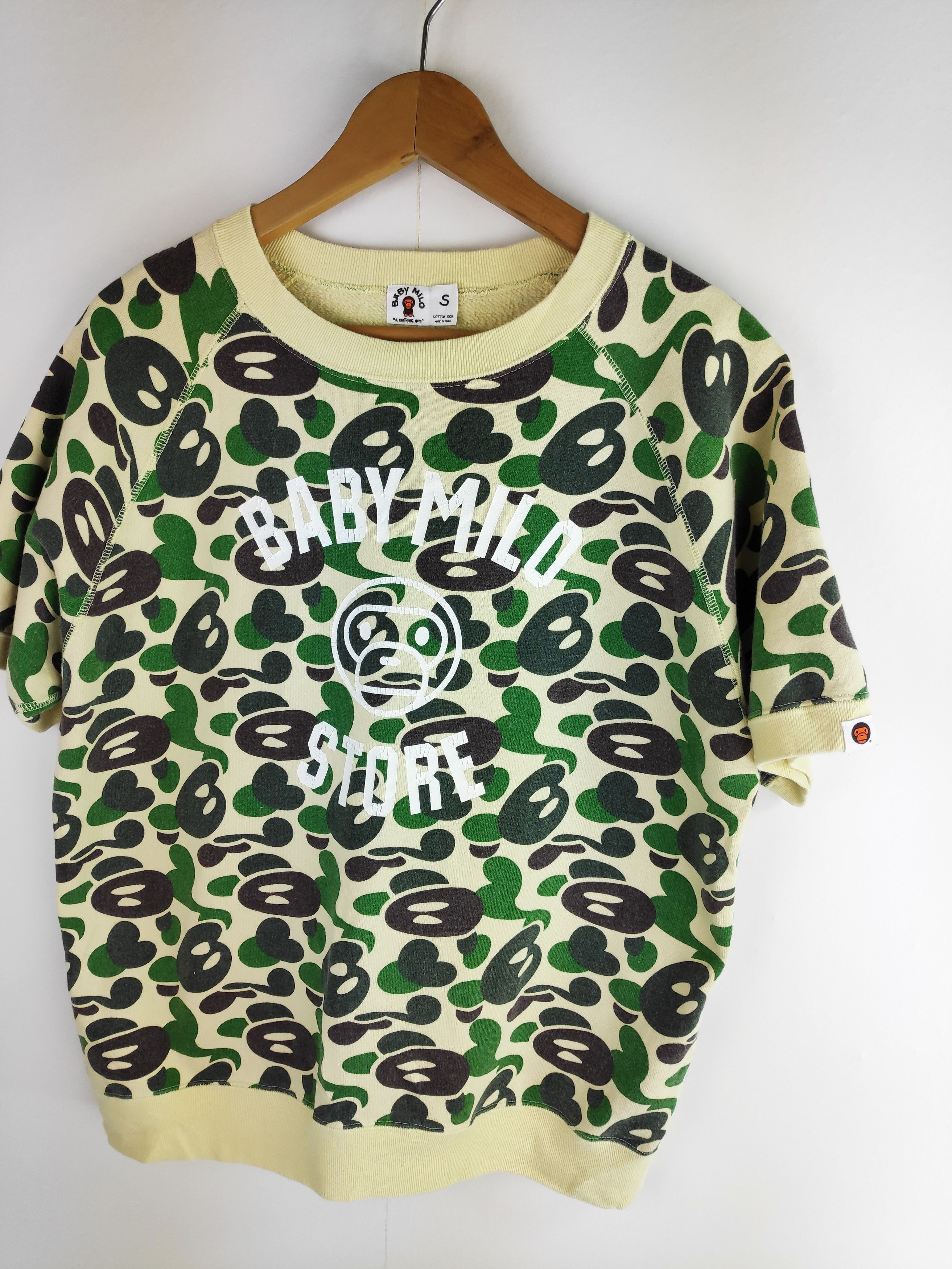 Bape Bape Baby milo Ape Baby Milo Store Camouflage Size US S / EU 44-46 / 1 - 2 Thumbnail