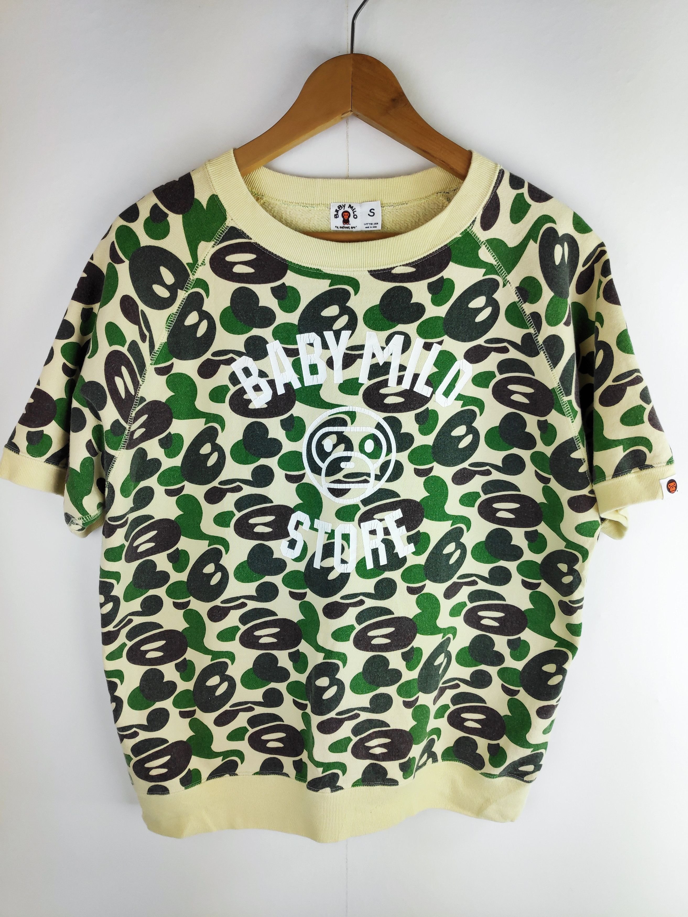 Bape Bape Baby milo Ape Baby Milo Store Camouflage Size US S / EU 44-46 / 1 - 1 Thumbnail