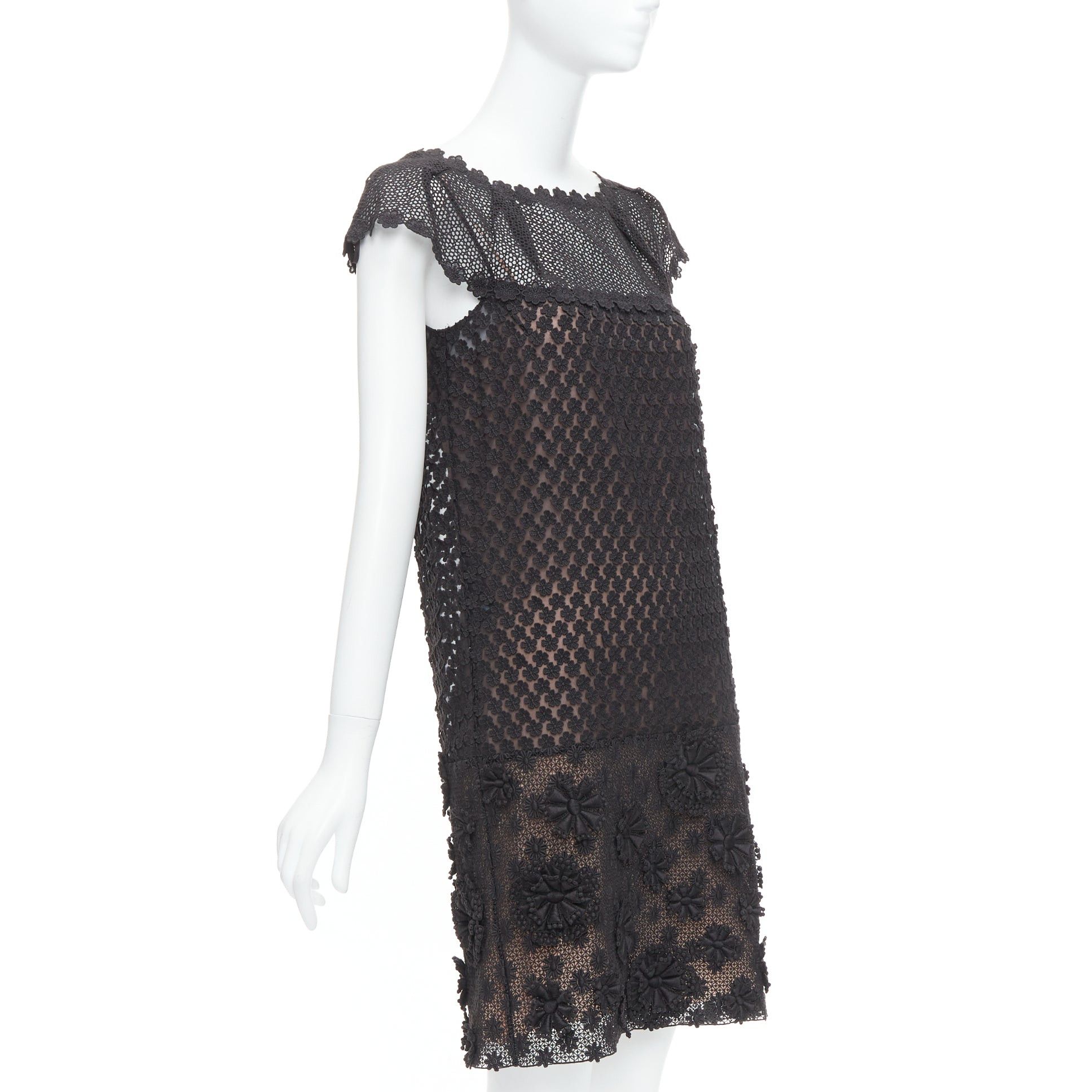 Prada PRADA 2011 black cotton floral applique lace silk lined dress IT38 XS Size XS / US 0-2 / IT 36-38 - 3 Thumbnail