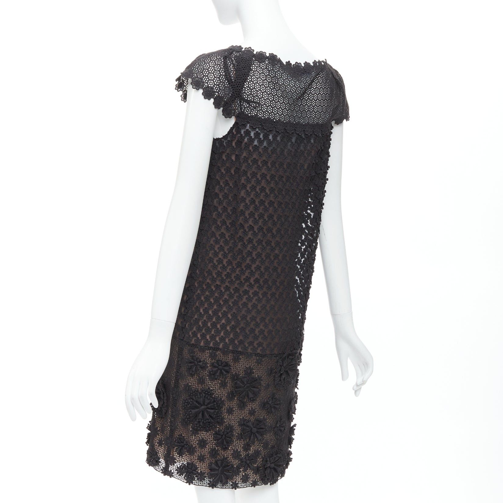 Prada PRADA 2011 black cotton floral applique lace silk lined dress IT38 XS Size XS / US 0-2 / IT 36-38 - 6 Thumbnail