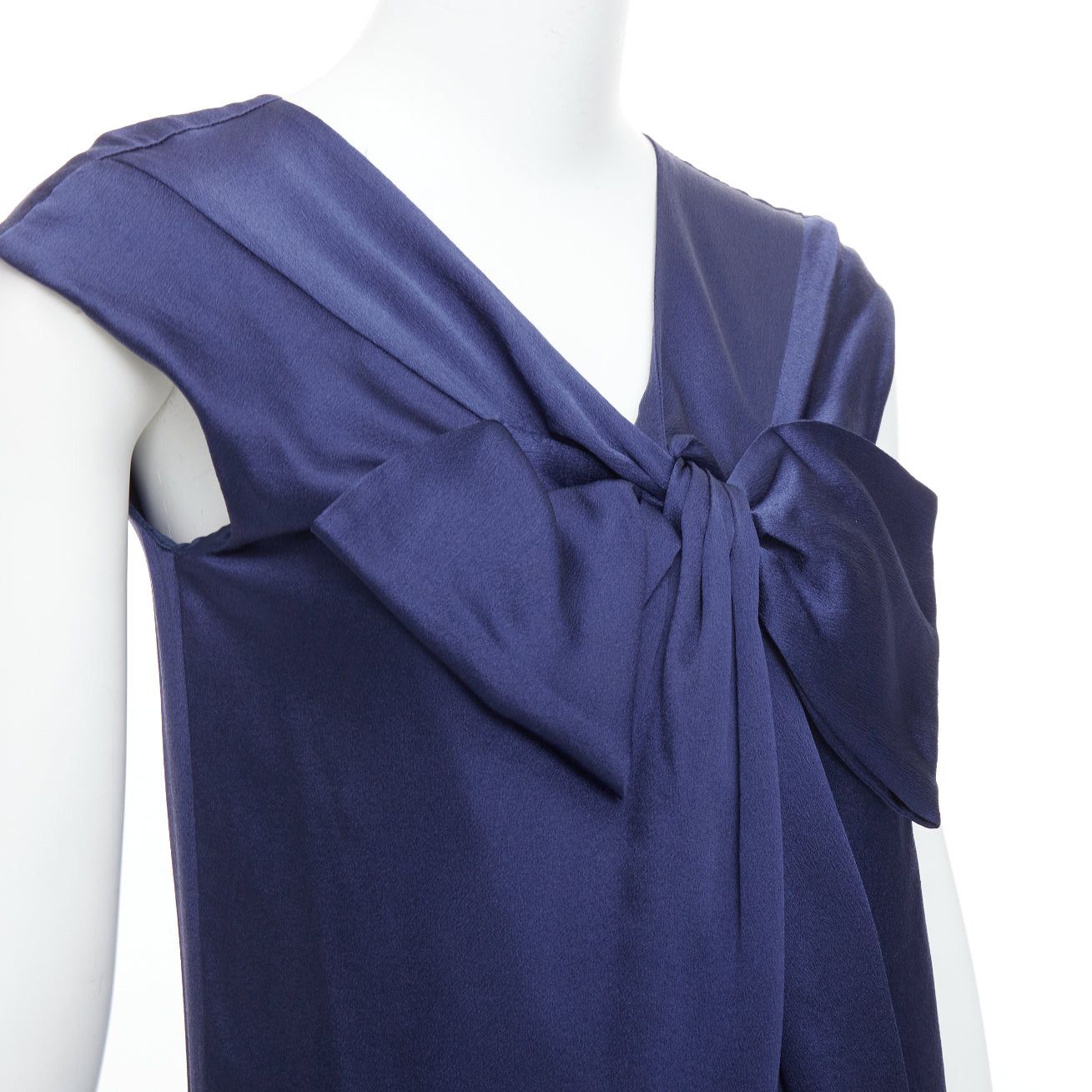 Alberta Ferretti ALBERTA FERRETTI 100% silk navy bow detail cap sleeve V neck dress IT38 XS Size XS / US 0-2 / IT 36-38 - 2 Thumbnail
