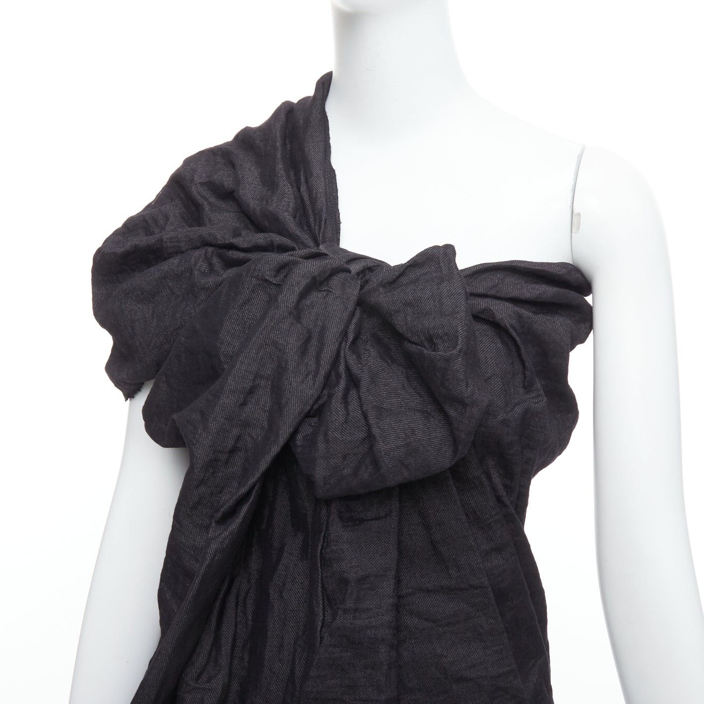 Lanvin LANVIN 2011 black ramie metal blend one shoulder bow mini dress FR36 S Size S / US 4 / IT 40 - 2 Thumbnail
