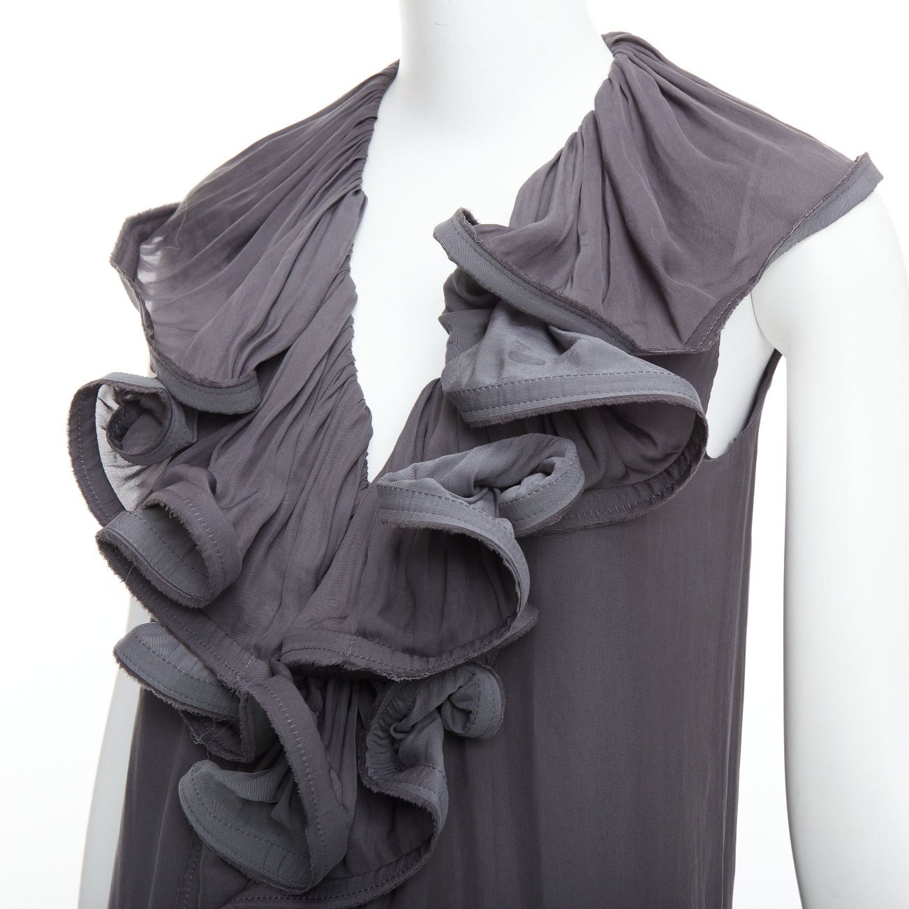 Lanvin LANVIN 2008 grey silky trimmed ruffle collar V neck knee dress FR34 XS Size XS / US 0-2 / IT 36-38 - 2 Thumbnail