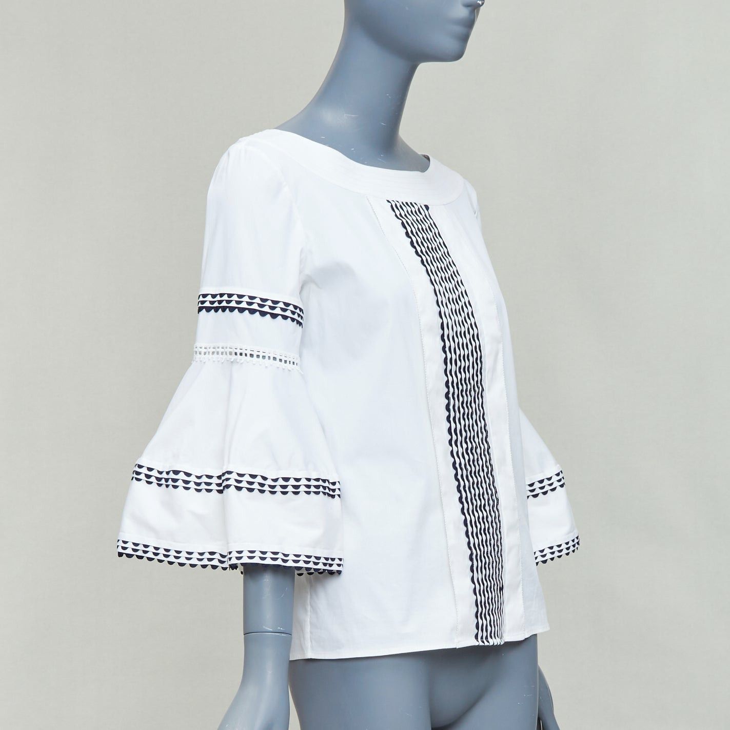 Oscar De La Renta OSCAR DE LA RENTA P17 cream black scallop trim flared sleeve top US4 S Size S / US 4 / IT 40 - 3 Thumbnail