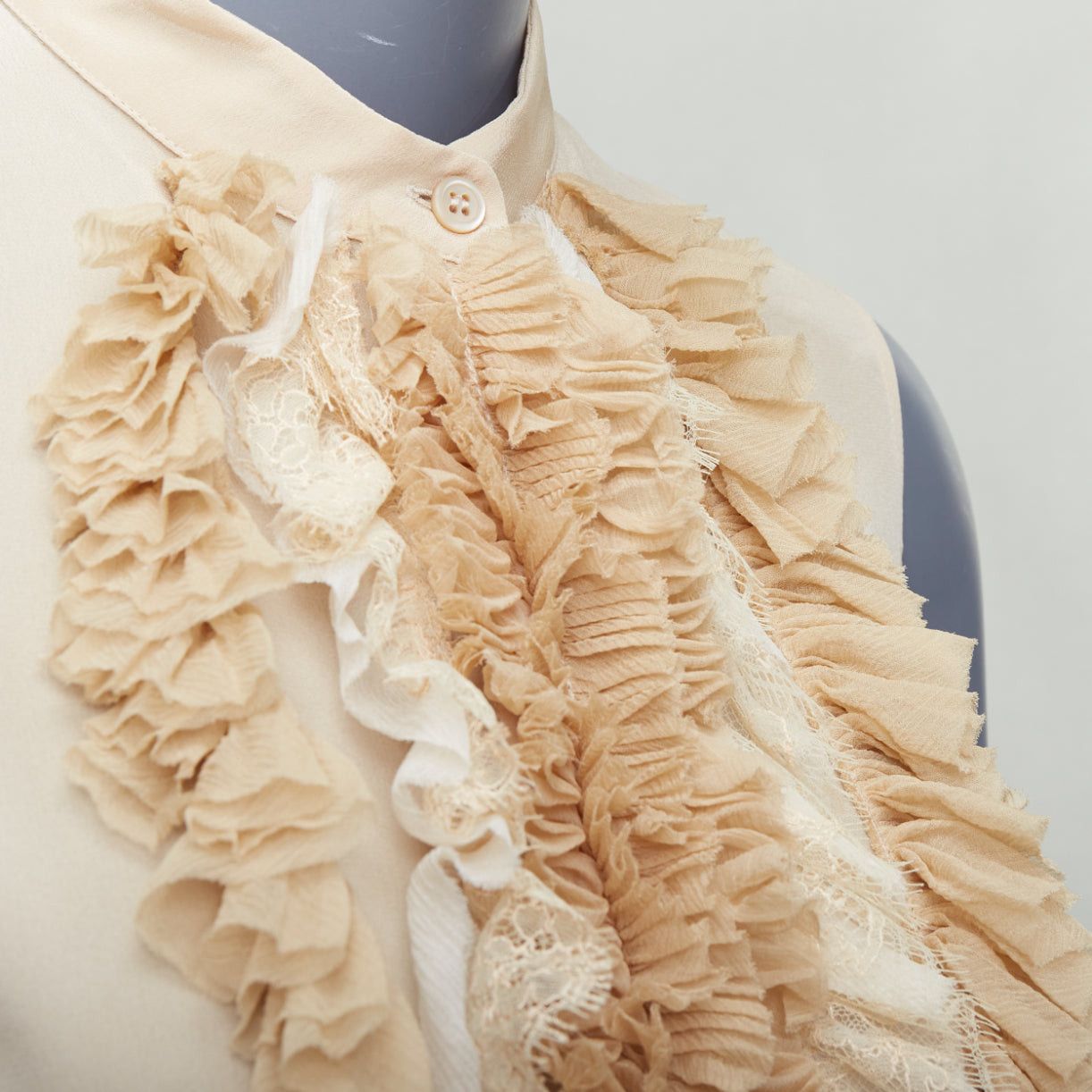 Prada PRADA 2006 Vintage 100% silk ruffle front high collar sleeveless shirt IT38 XS Size XS / US 0-2 / IT 36-38 - 2 Thumbnail