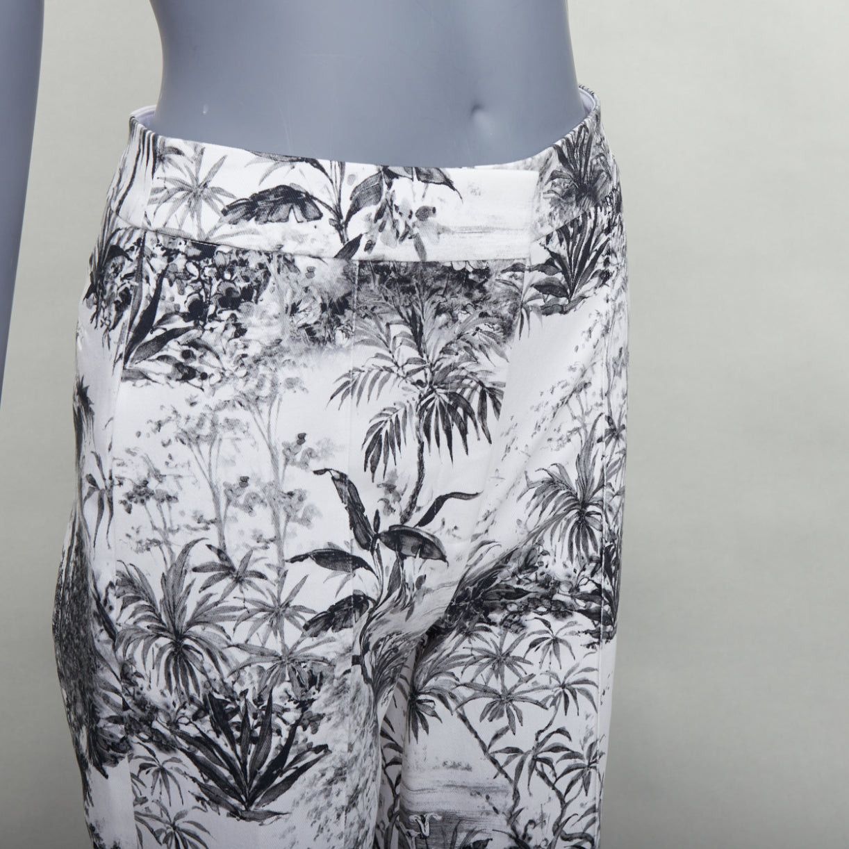 Adam Lippes ADAM LIPPES white black cotton blend floral print straight pants US2 S Size 27" / US 4 / IT 40 - 2 Thumbnail