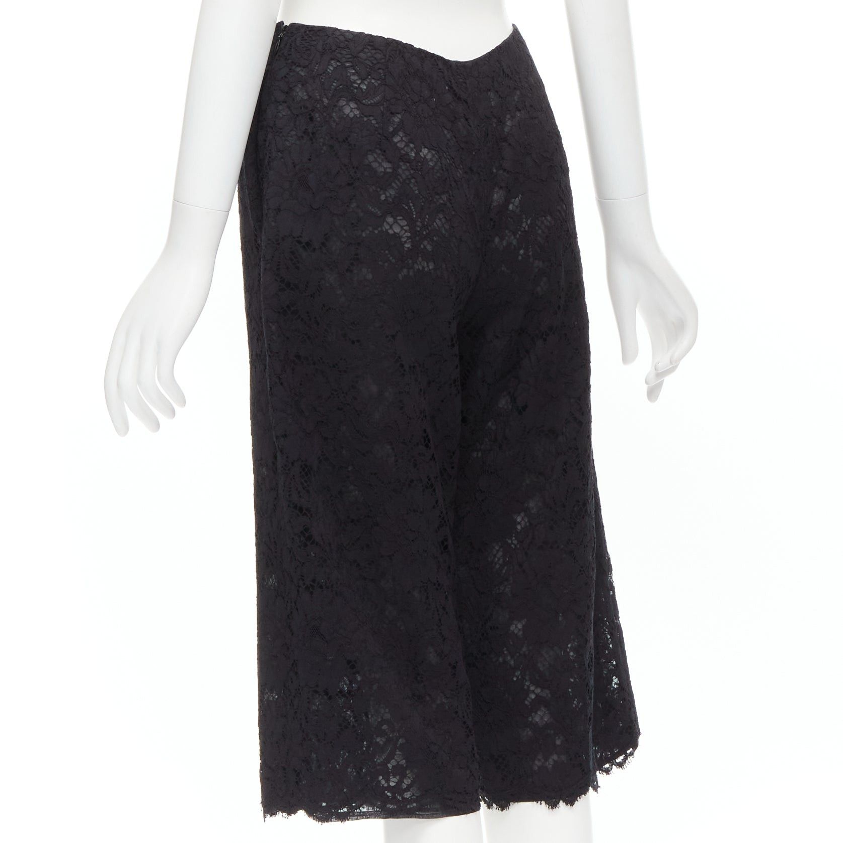 Valentino VALENTINO black floral lace knee length culotte shorts IT38 XS Size 26" / US 2 / IT 38 - 6 Thumbnail