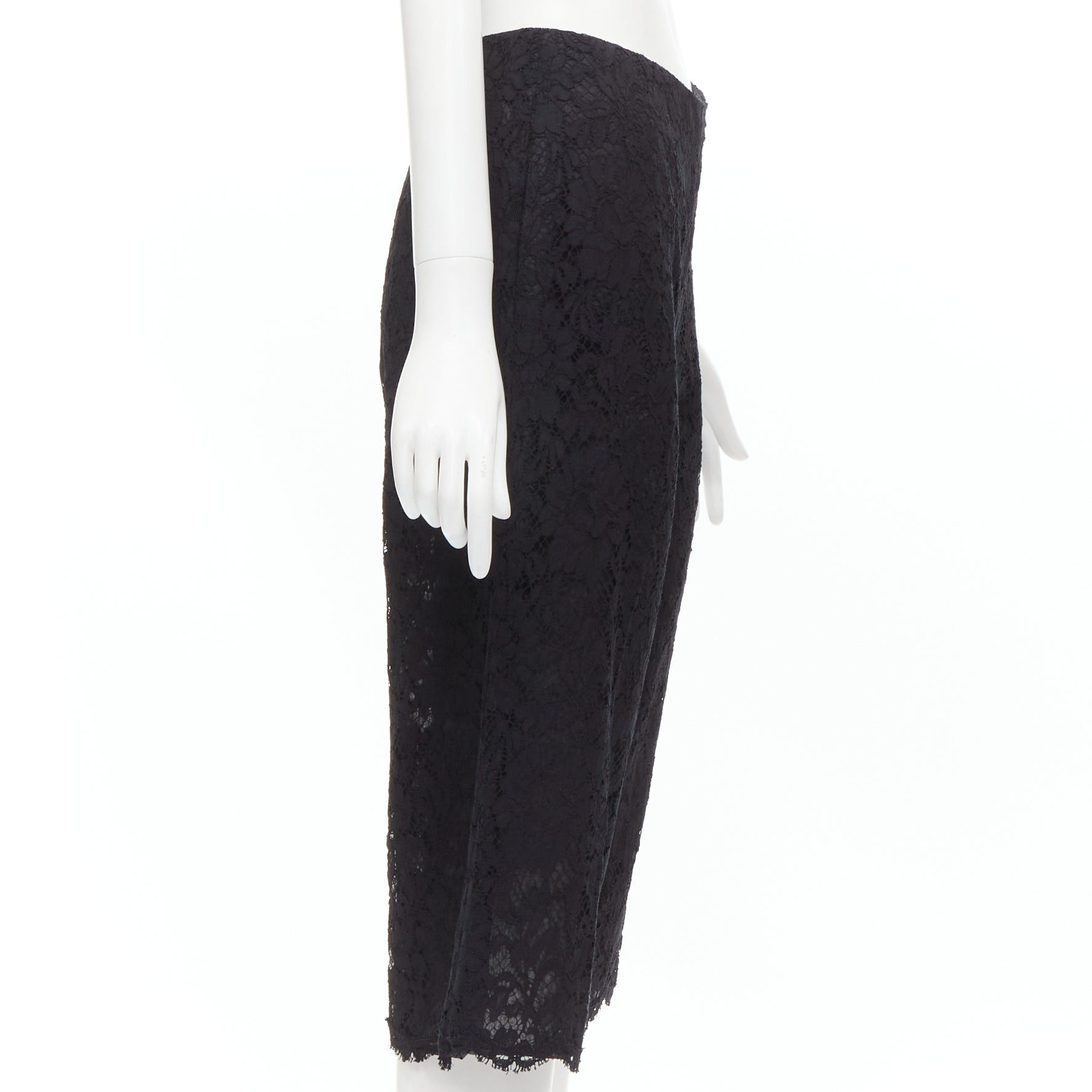 Valentino VALENTINO black floral lace knee length culotte shorts IT38 XS Size 26" / US 2 / IT 38 - 4 Thumbnail