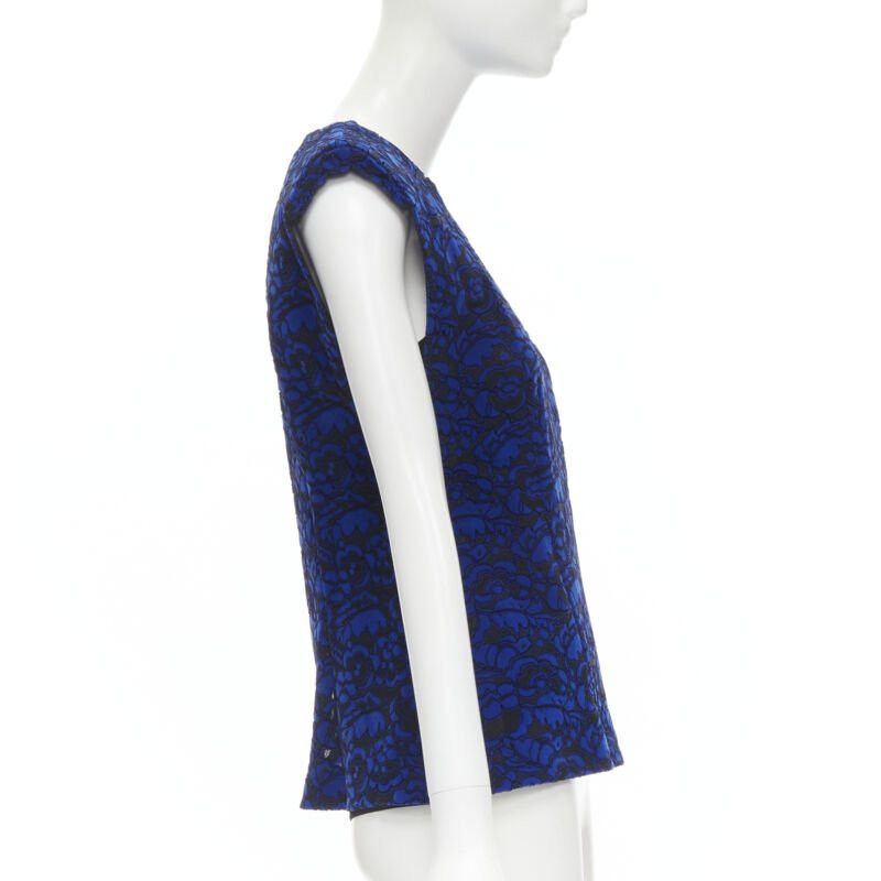 Louis Vuitton LOUIS VUITTON 2017 Runway cobalt blue floral velvet effect lace vest FR36 XS Size XS / US 0-2 / IT 36-38 - 4 Thumbnail