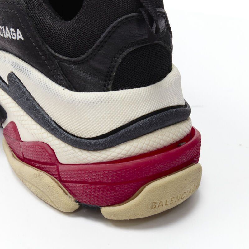 Balenciaga BALENCIAGA Triple S black mesh white red triple sole chunky sneaker EU37 Size US 7 / IT 37 - 10 Thumbnail