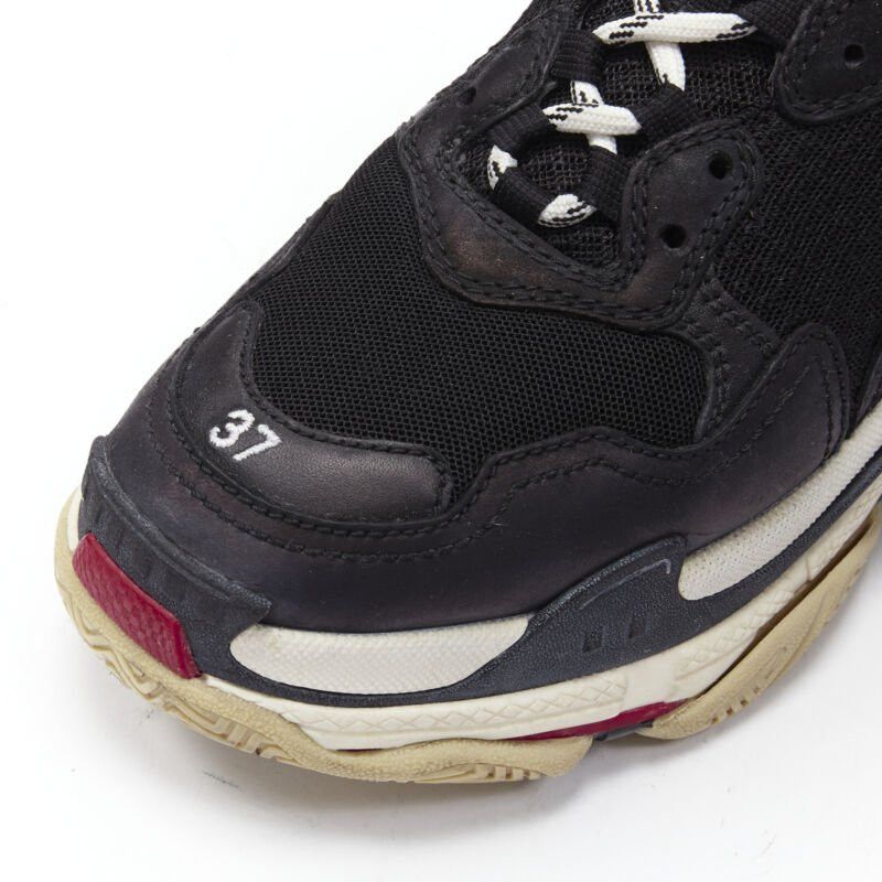 Balenciaga BALENCIAGA Triple S black mesh white red triple sole chunky sneaker EU37 Size US 7 / IT 37 - 7 Thumbnail