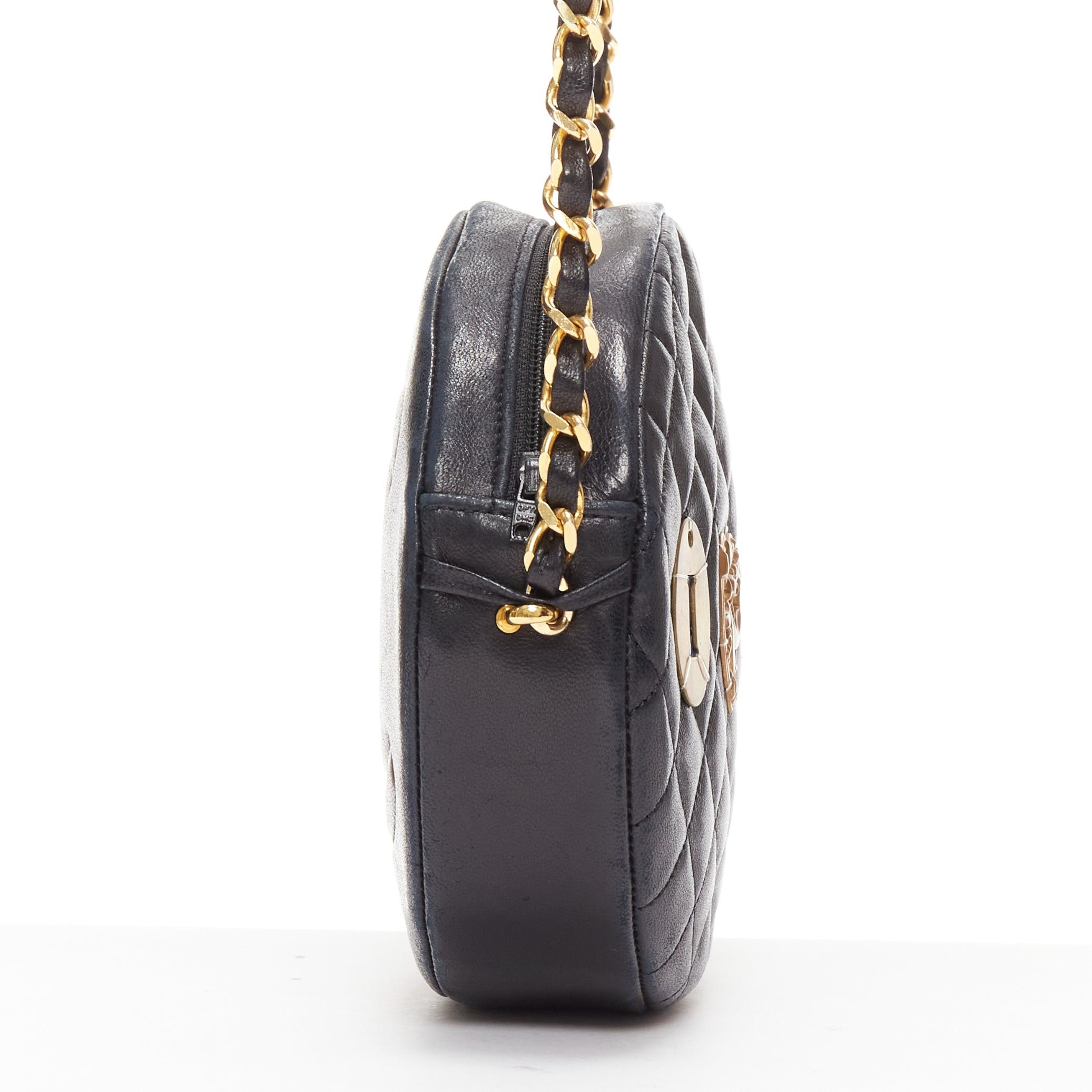 Other TIGER IN THE RAIN CHANEL Vintage I Love You applique round crossbody chain bag Size ONE SIZE - 4 Thumbnail
