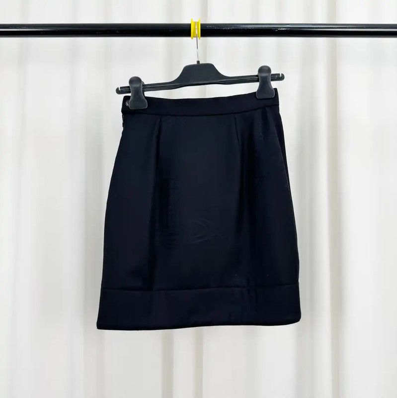 Vivienne Westwood Vivienne Westwood A-Line Skirt in Black 0089 Size 28" / US 6 / IT 42 - 2 Thumbnail