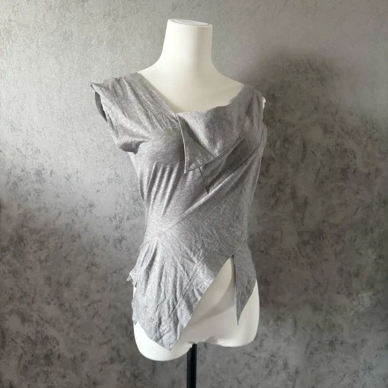 Vivienne Westwood Vivienne Westwood Short Gray T-Shirt for Women 0089 Size M / US 6-8 / IT 42-44 - 7 Thumbnail