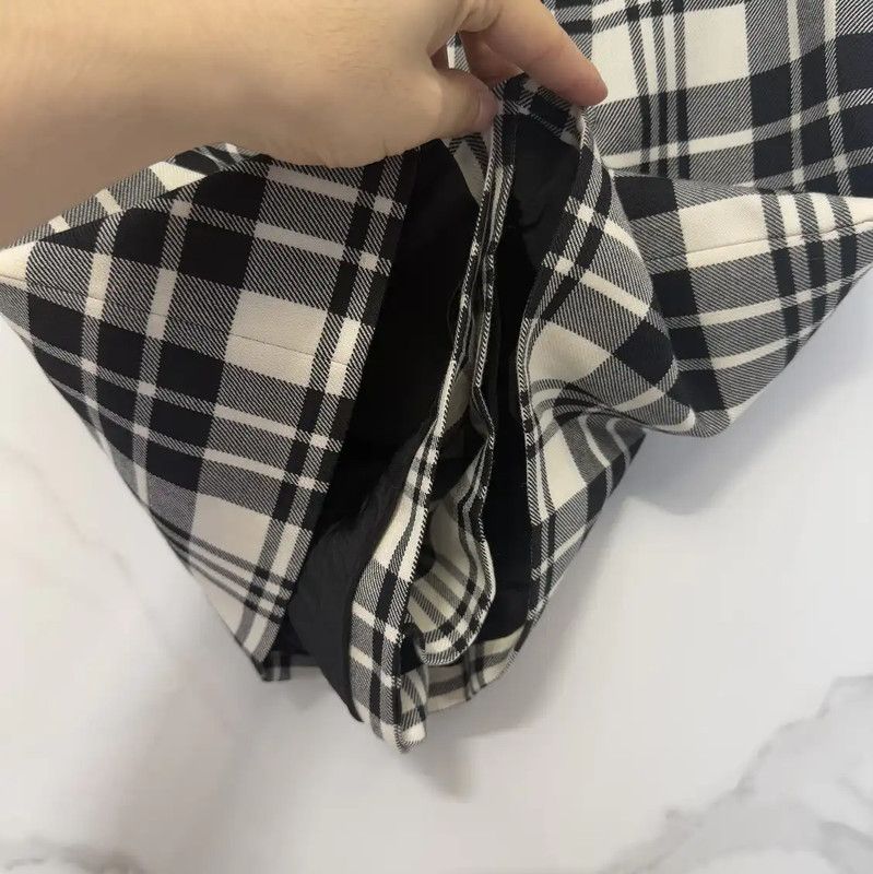 Dior Dior Black Checkered Cotton Shorts for Summer 0089 Size 26" / US 2 / IT 38 - 8 Thumbnail