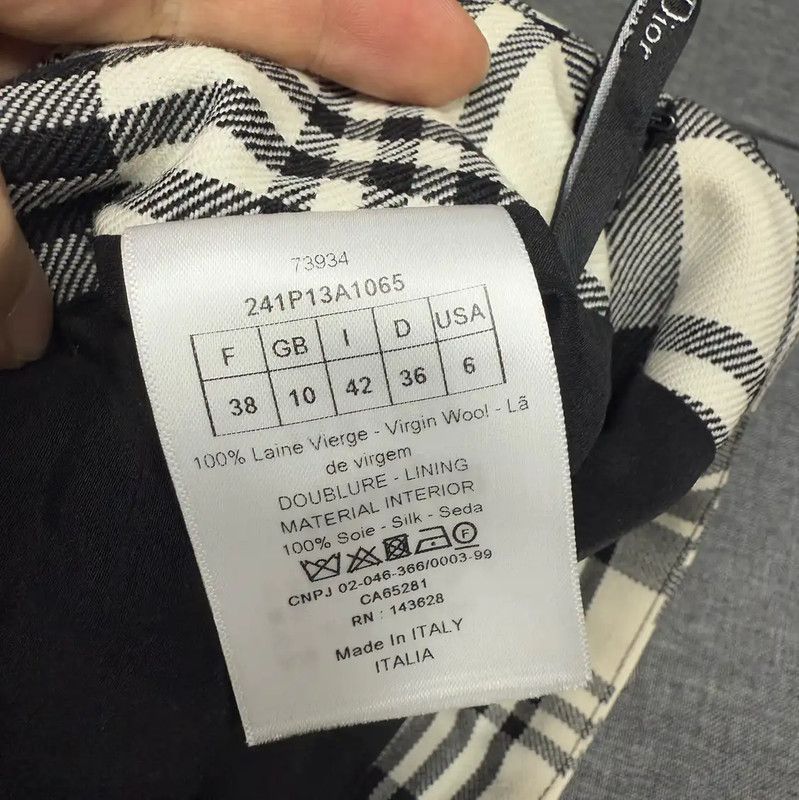 Dior Dior Black Checkered Cotton Shorts for Summer 0089 Size 26" / US 2 / IT 38 - 4 Thumbnail