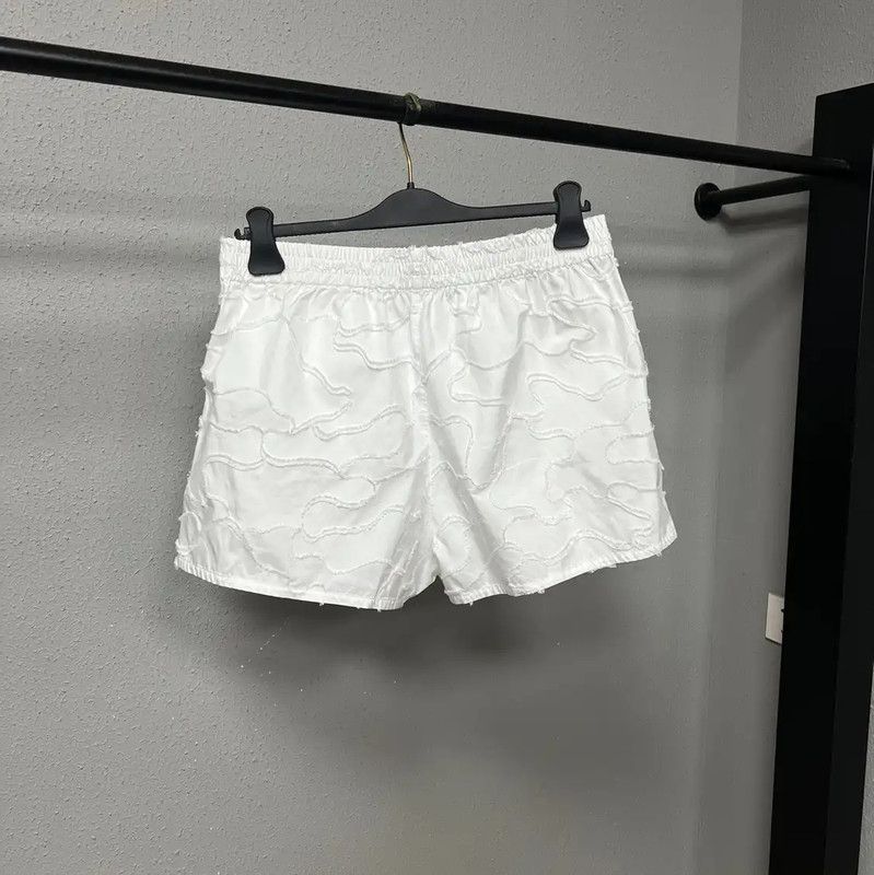 Dior Dior White Cotton Women's Shorts 0089 Size 30" / US 8 / IT 44 - 2 Thumbnail