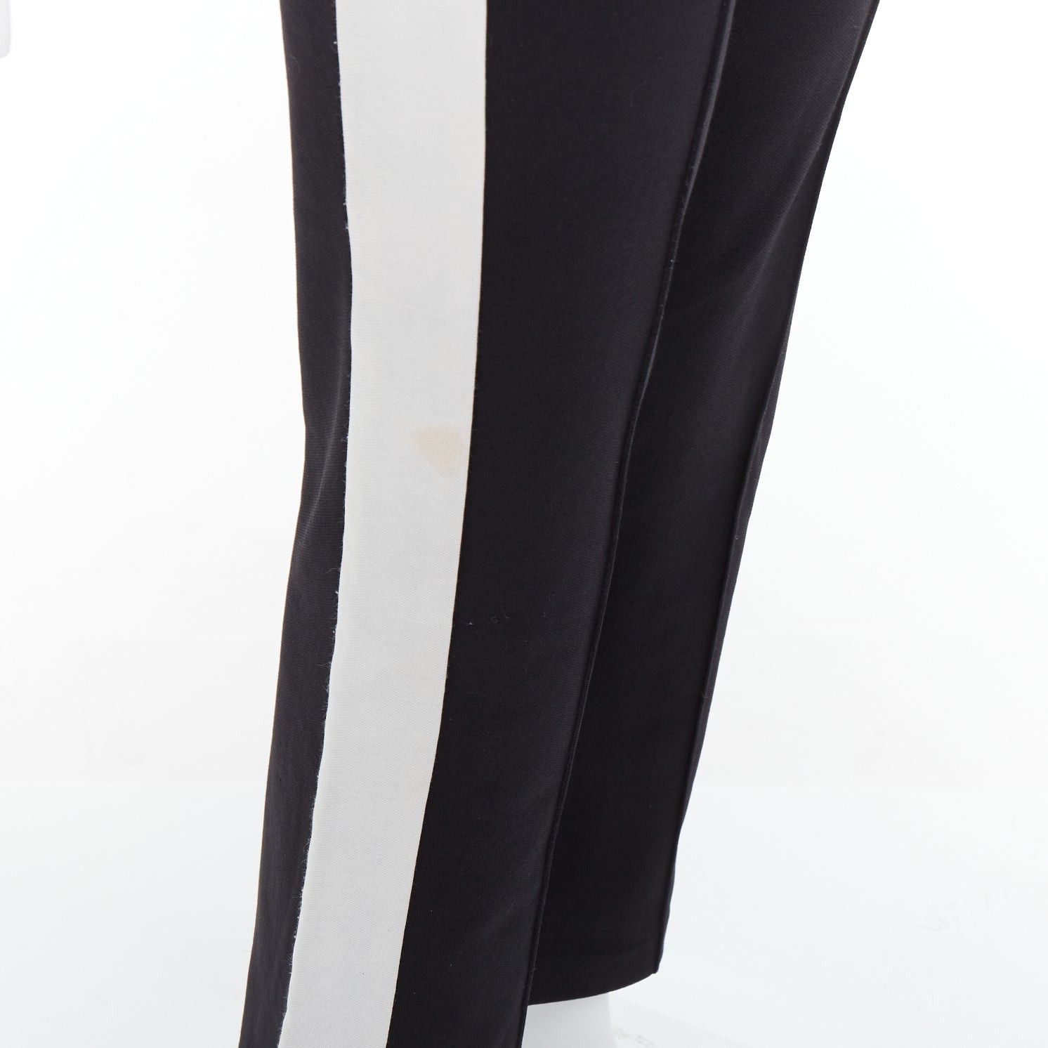 Gucci GUCCI LOVED red embroidered black piped flare track pants Size 26" / US 2 / IT 38 - 7 Thumbnail