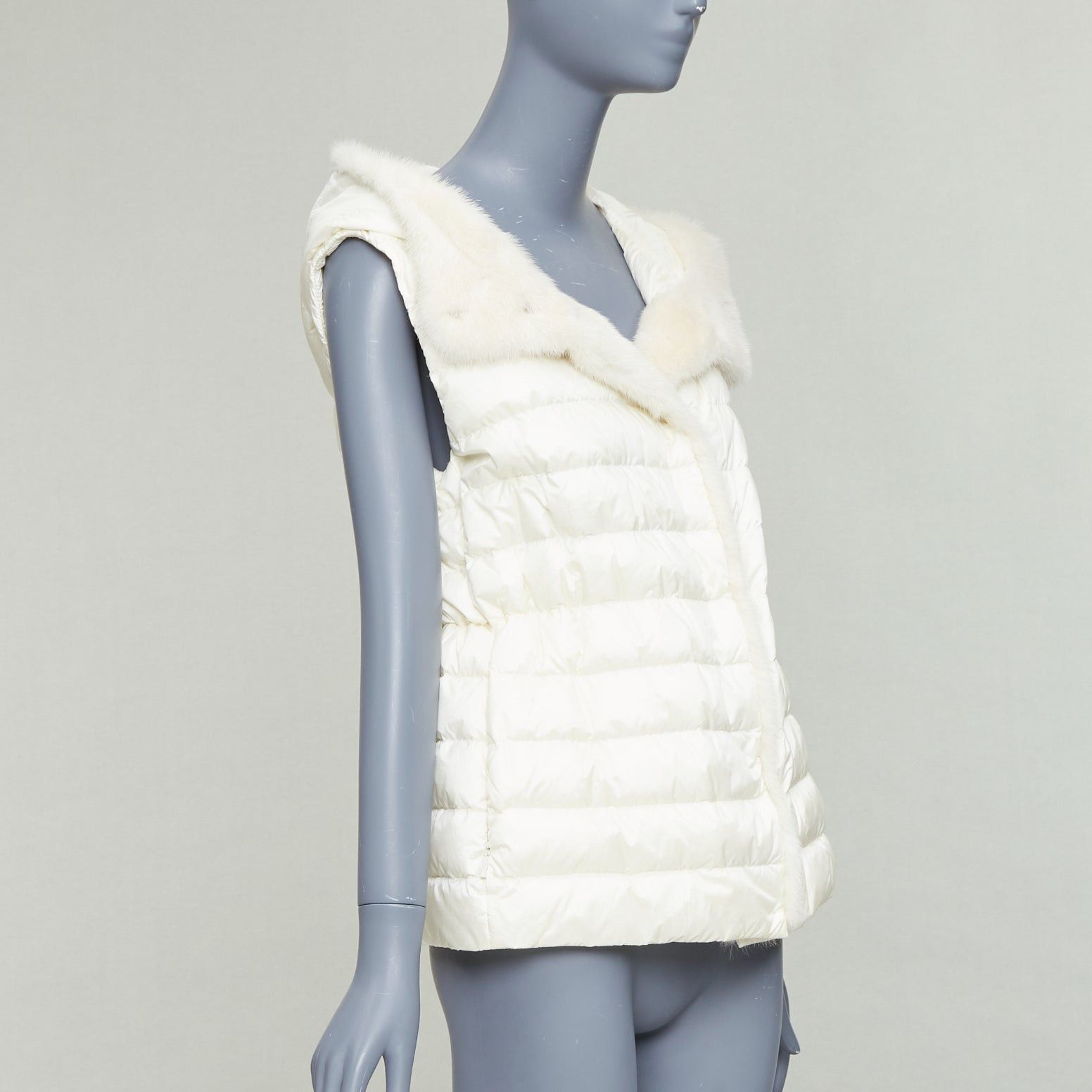 Moncler MONCLER Beurre Gilet cream fur trim goose down puffer vest Sz1 Size S / US 4 / IT 40 - 3 Thumbnail