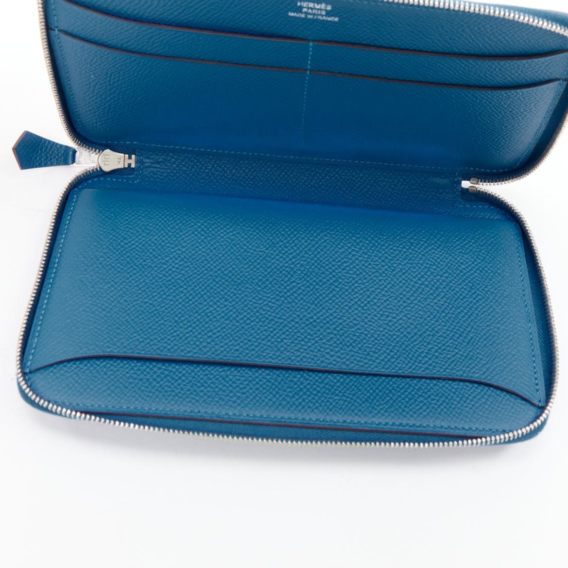 Hermes HERMES Soie Cool Azap red geometric print silk blue leather zip around wallet Size ONE SIZE - 7 Thumbnail