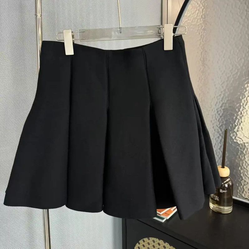 Dior Dior Black Silk Pleated Skirt 0089 Size 36" / US 14 / IT 50 - 2 Thumbnail
