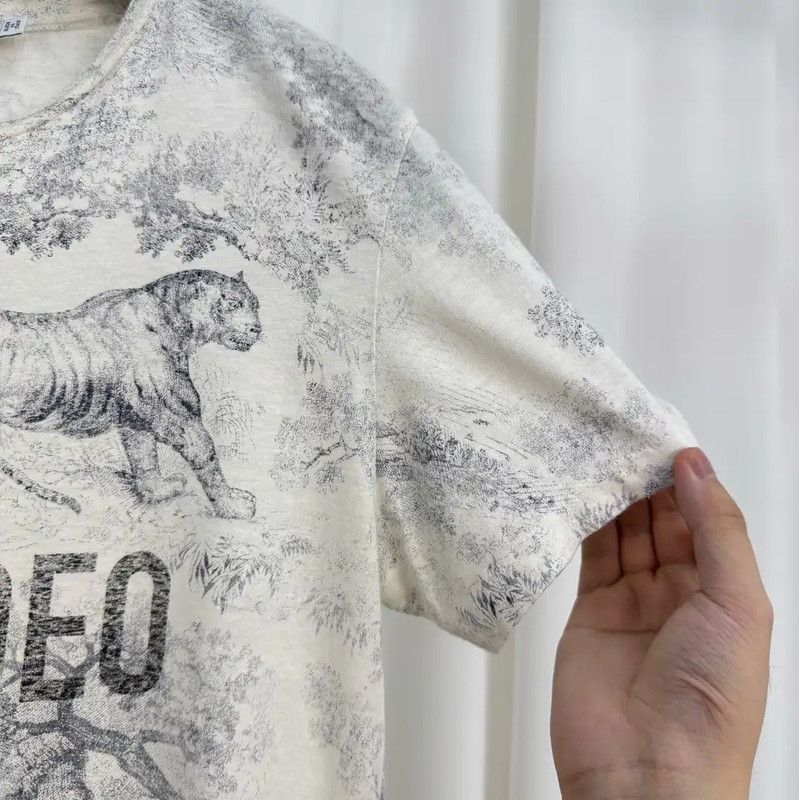 Dior Dior Summer White Cotton Graphic Tee 0089 Size XS / US 0-2 / IT 36-38 - 4 Thumbnail