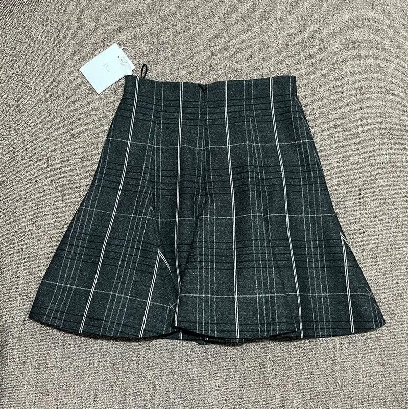 Dior Dior Pleated Wool Skirt in Dark Gray 0089 Size 26" / US 2 / IT 38 - 2 Thumbnail