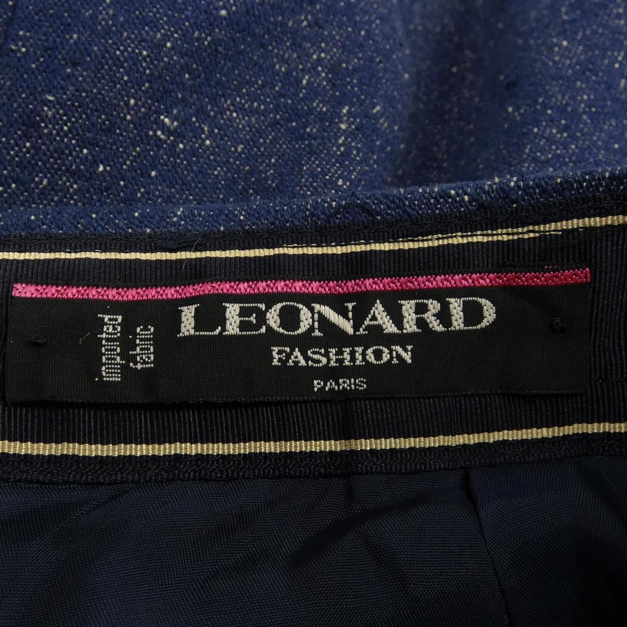 Other Other Leonard Fashion Silk Skirt Others Skirts DUTY FREE for USA Size ONE SIZE - 4 Thumbnail