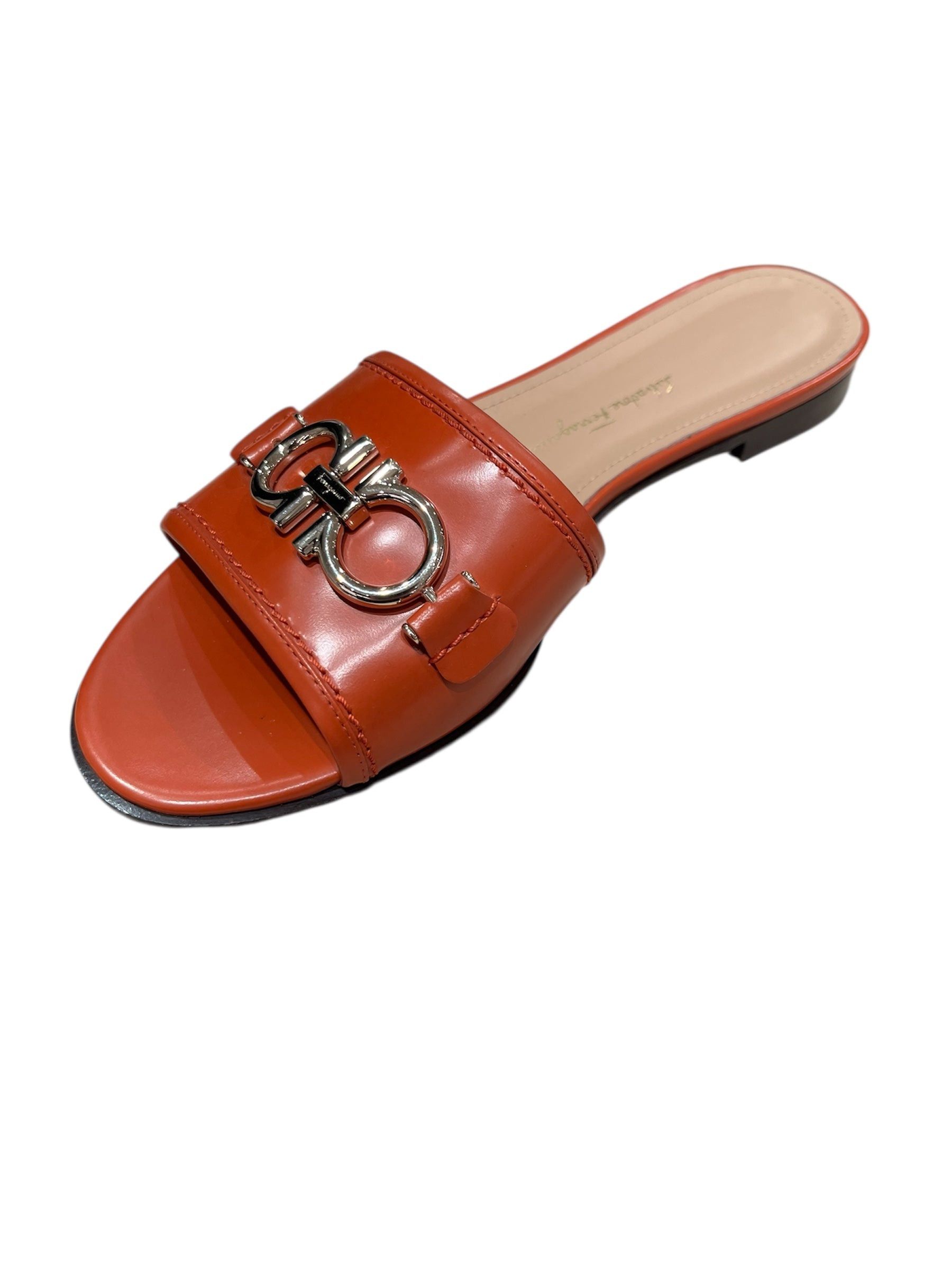 Salvatore Ferragamo Ferragamo Logo Rhodes Slide Sandals SIZE 9 Size ONE SIZE - 2 Thumbnail