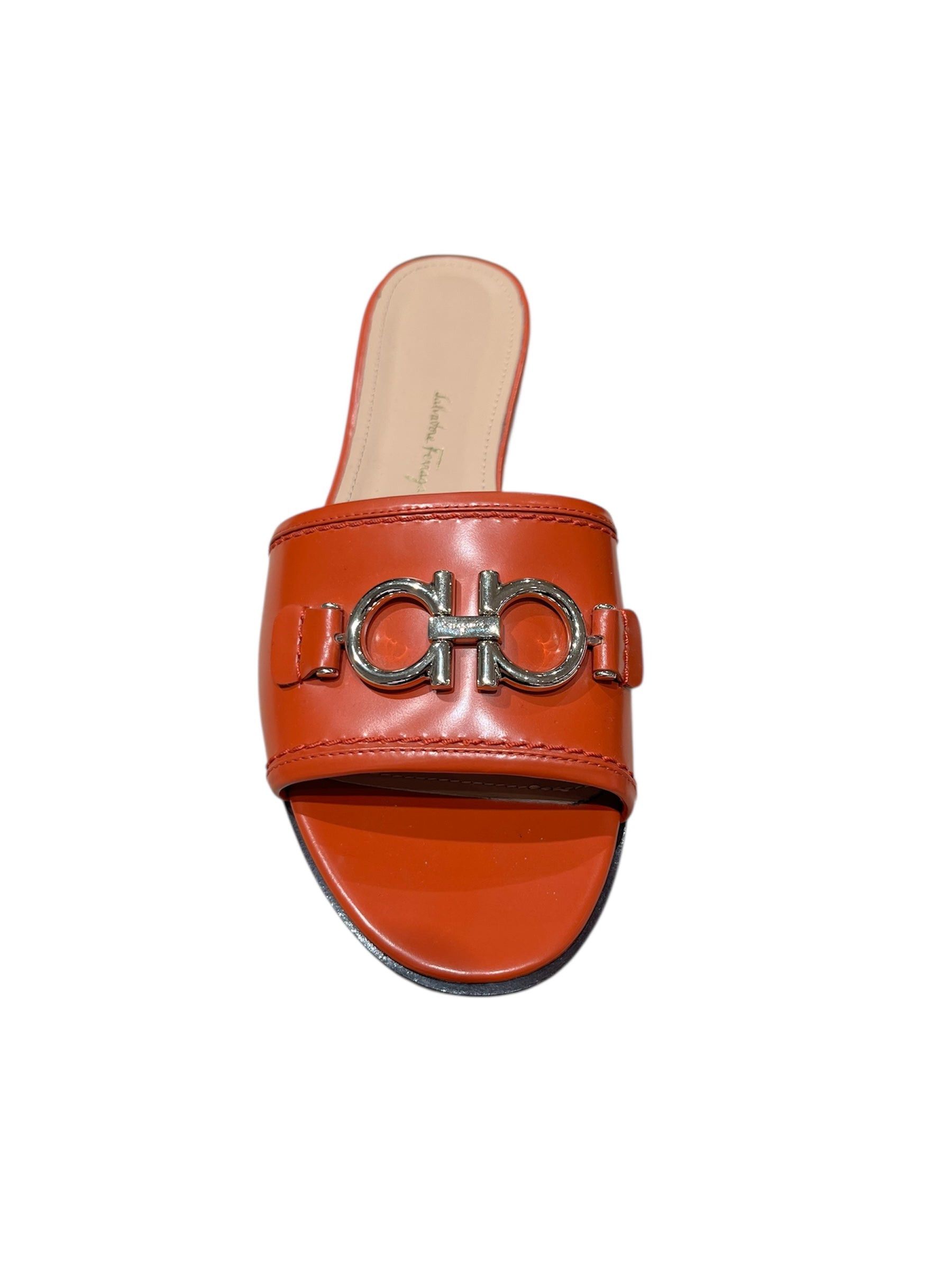 Salvatore Ferragamo Ferragamo Logo Rhodes Slide Sandals SIZE 9 Size ONE SIZE - 3 Thumbnail