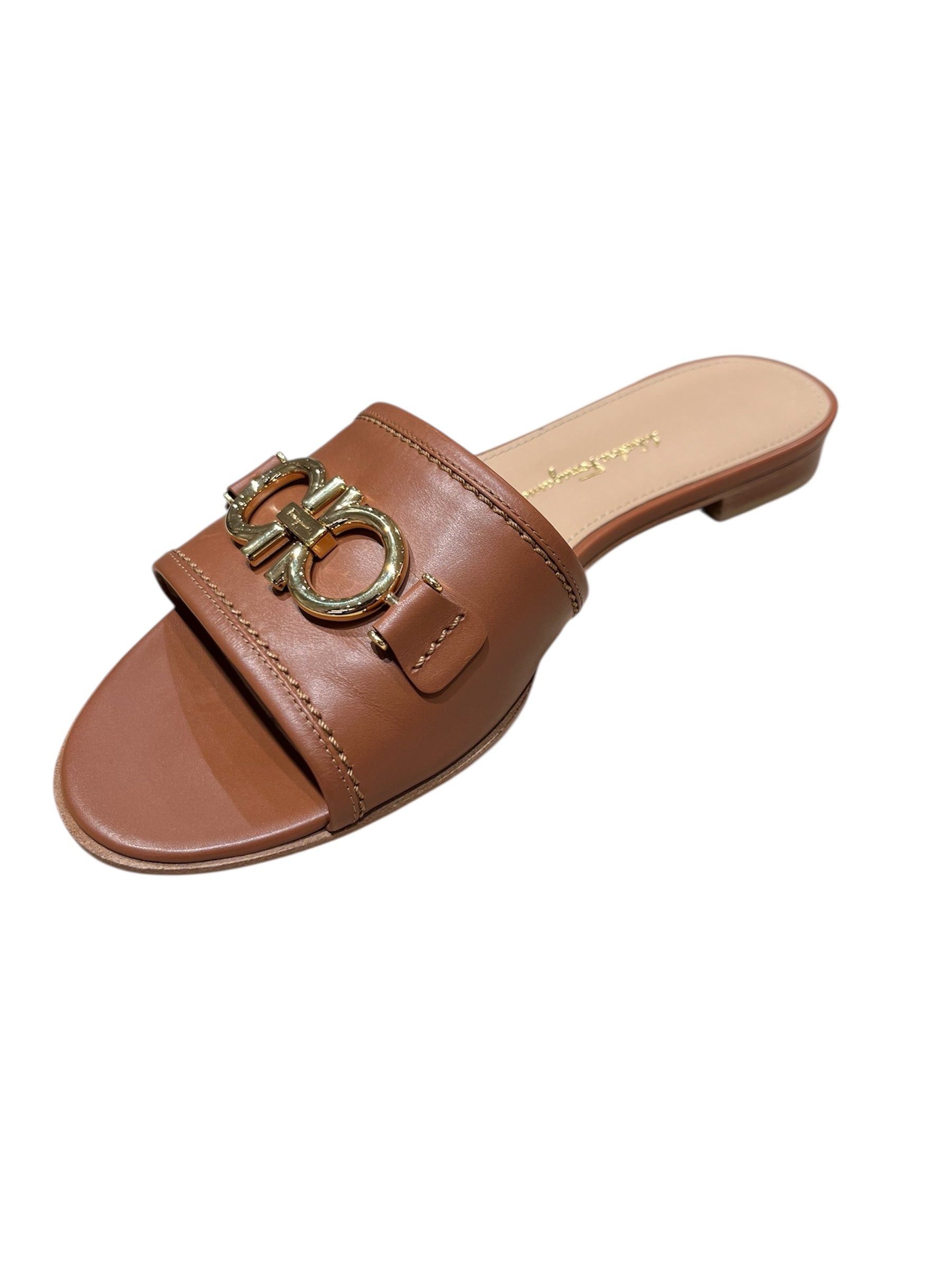 Salvatore Ferragamo Ferragamo Logo Rhodes Slide Sandals SIZE 8 Size ONE SIZE - 2 Thumbnail