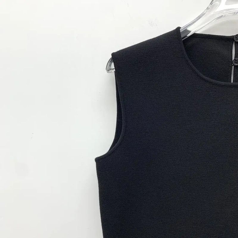 Dior Dior Black Women's T-Shirt with Unique Design 0089 Size ONE SIZE - 3 Thumbnail
