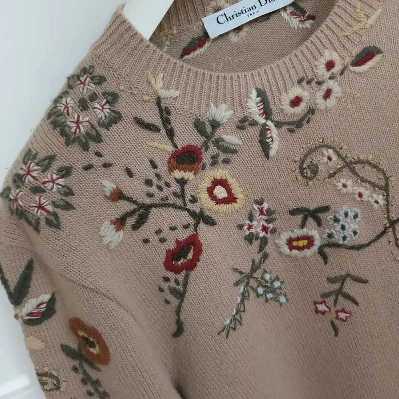Dior Dior Camel Cashmere Embroidered Sweater for Women 0089 Size M / US 6-8 / IT 42-44 - 6 Thumbnail