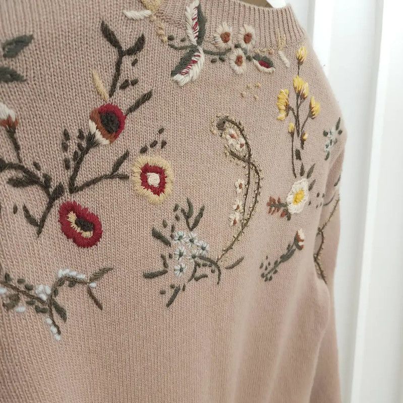 Dior Dior Camel Cashmere Embroidered Sweater for Women 0089 Size M / US 6-8 / IT 42-44 - 4 Thumbnail