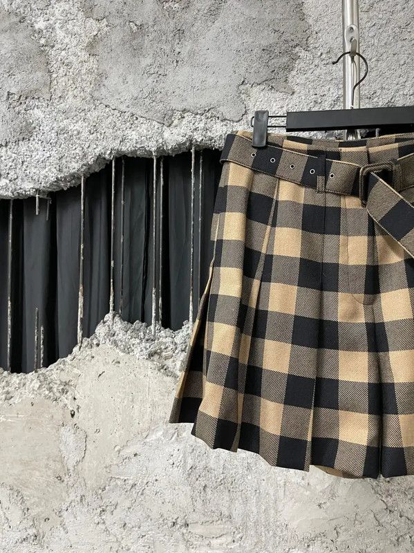 Dior Dior Color-Blocked Pleated Skirt for Women 0089 Size 36" / US 14 / IT 50 - 3 Thumbnail