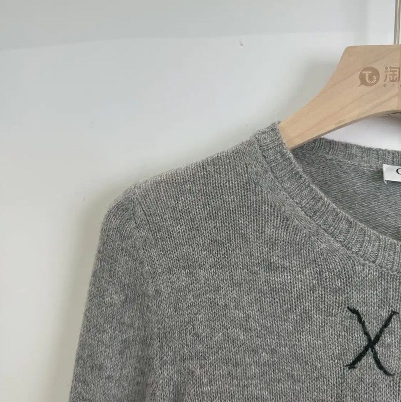 Dior Dior Women's Gray Wool Embroidered Sweater 0089 Size S / US 4 / IT 40 - 3 Thumbnail