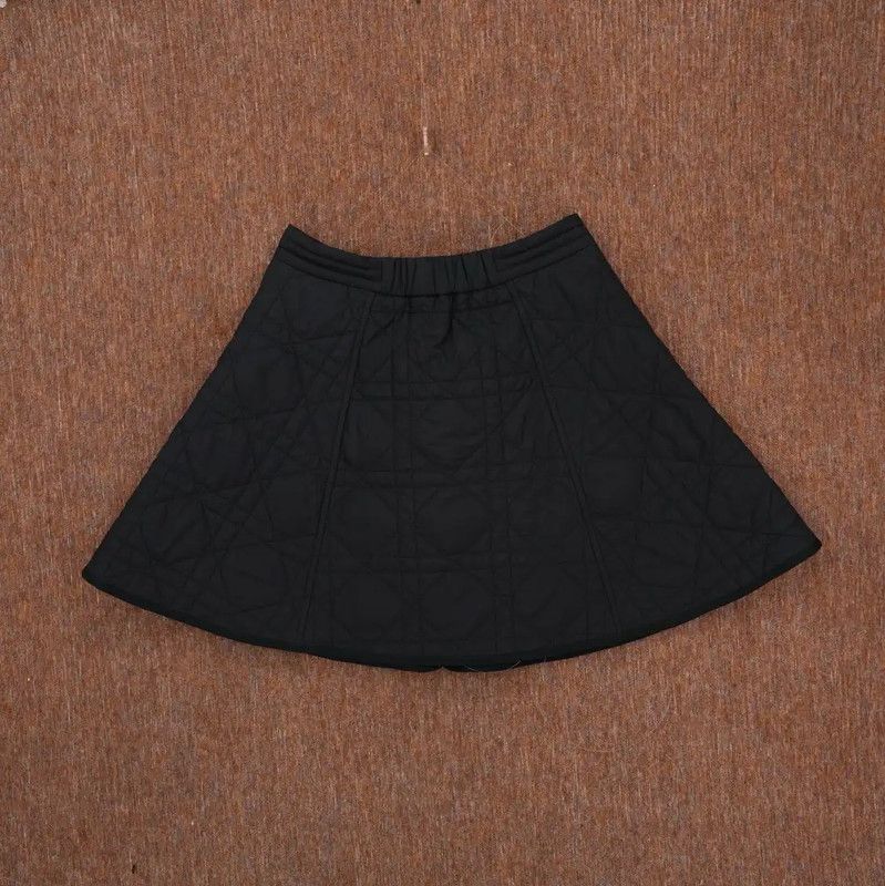 Dior Dior Pleated Black Skirt for Women 0089 Size 23" - 2 Thumbnail