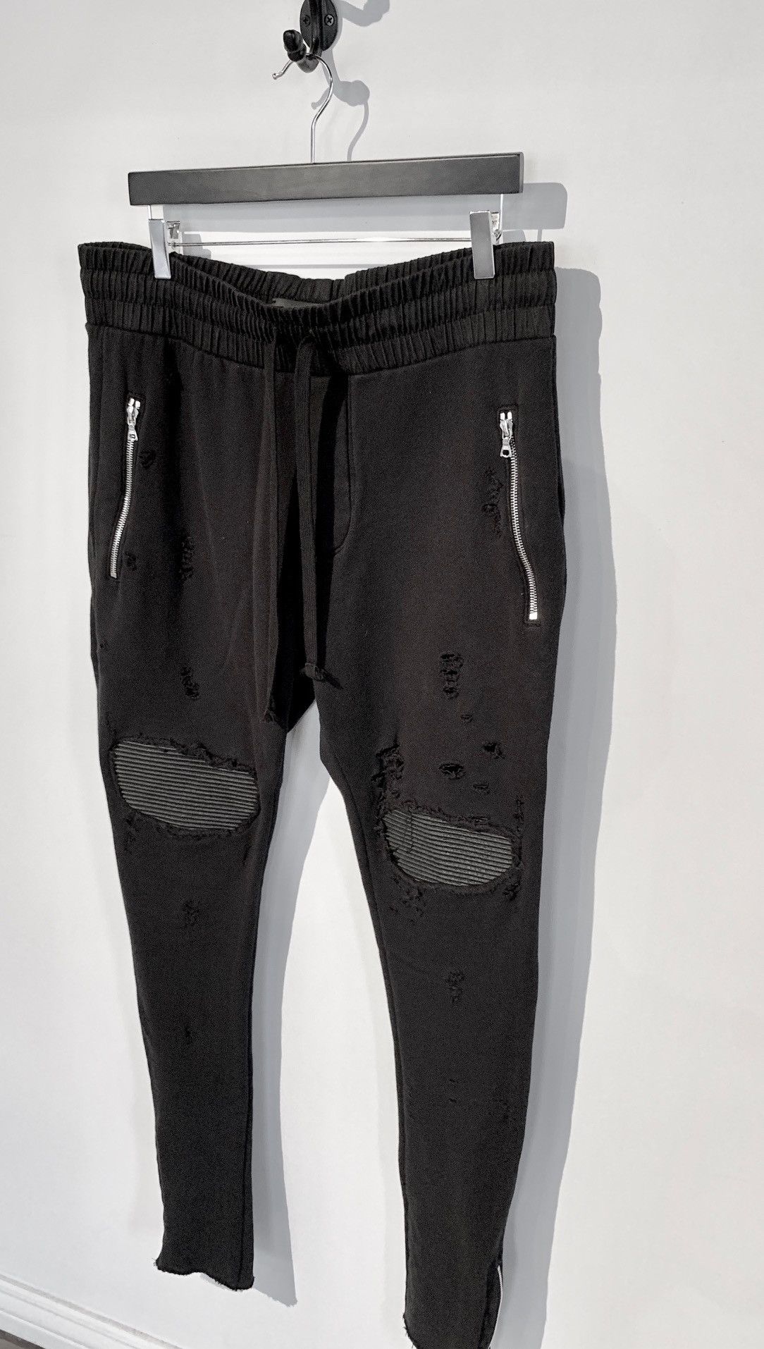 Amiri AMIRI HIBISCUS LOGO SWEATPANTS Black Jogger Sweatpants Size XXL